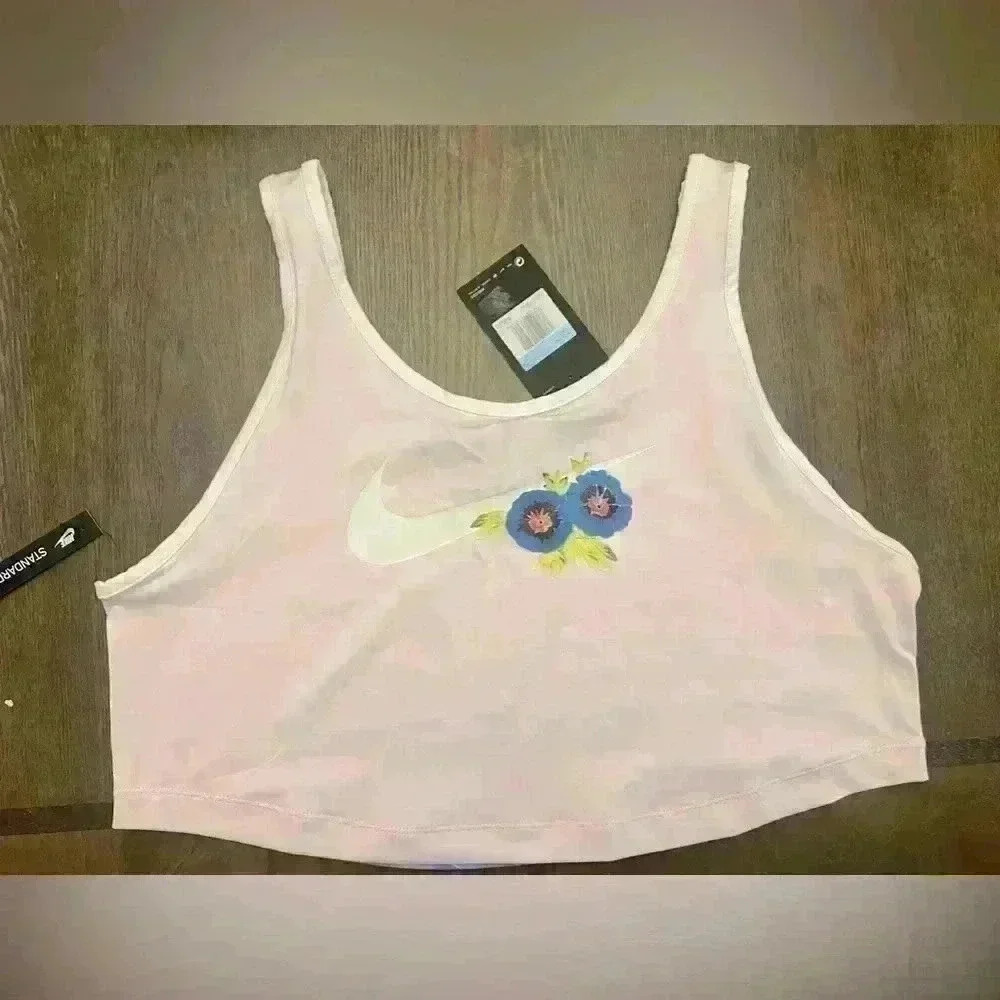 Nike Women's Hyper Femme Pink
Tropical Print Cropped Tank Top Size Medium